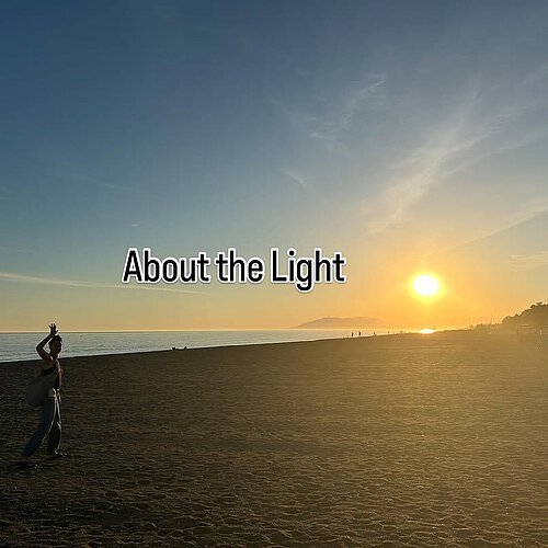 Photo shared by Yoga & Präsenzarbeit on October 04, 2025 tagging @theyogaloftcologne. May be an image of 1 person, lightbulb, twilight, horizon, eclipse, ocean, beach and text that says 'About the AbouttheLight Light'.